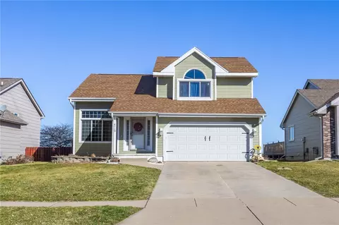 4713 Tamara Ln, West Des Moines, IA 50265