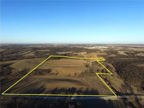 000 165th Ave, Knoxville, IA 50138