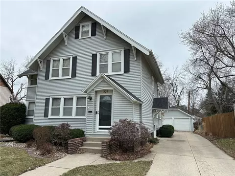 227 S Marshall St, Boone, IA 50036