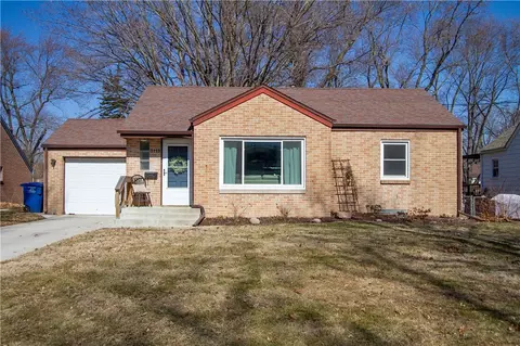 3119 Mann Ave, Des Moines, IA 50310