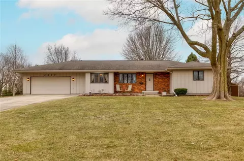 2417 Iowa St, Perry, IA 50220