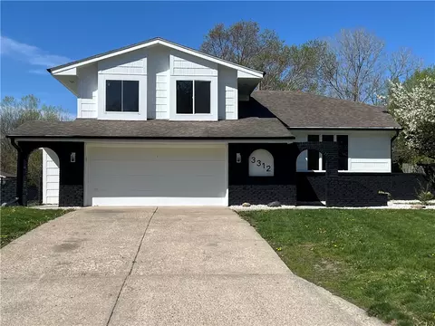 3312 Patricia Dr, Urbandale, IA 50322