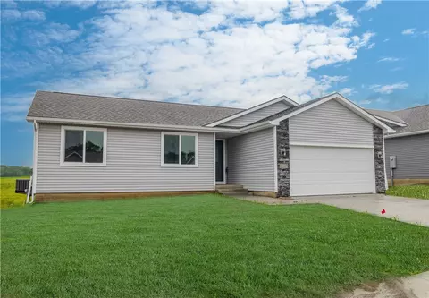 25107 Bluebird Cir, Adel, IA 50003