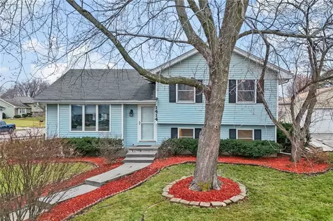 1414 S 14th St, Adel, IA 50003