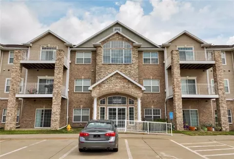 8350 Ep True Pkwy #3308, West Des Moines, IA 50266