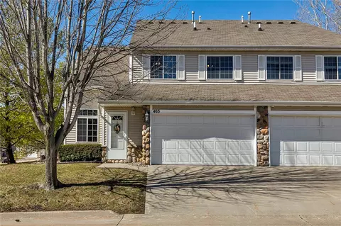 3799 Village Run Dr #403, Des Moines, IA 50317