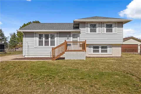 111 15th St SE, Altoona, IA 50009