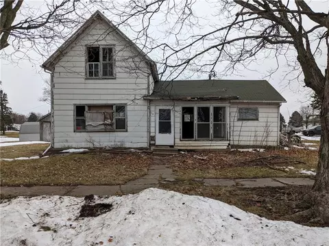 219 E Church St, Gilman, IA 50106