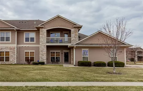2506 NE Oak Dr #2, Ankeny, IA 50021