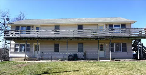 602 S 2nd St, Winterset, IA 50273