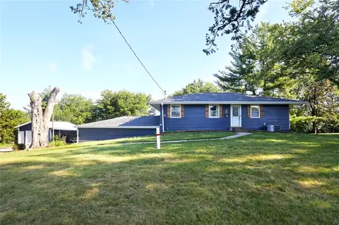 626 S 44th Ave W, Newton, IA 50208