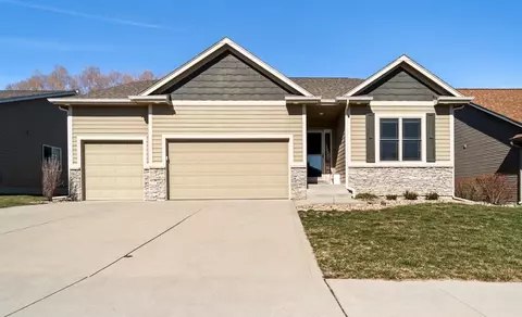 1508 Linden St, Adel, IA 50003