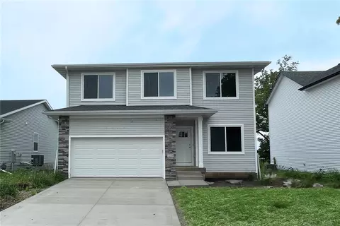 2225 Waller Ave, Norwalk, IA 50211