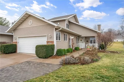 1650 Copper Creek Ct, Pleasant Hill, IA 50327