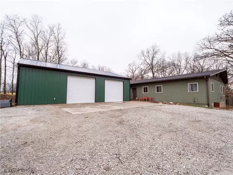 18225 Us Highway 34 Hwy, Chariton, IA 50049