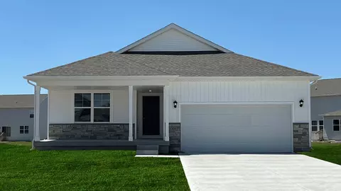 1008 Michael St SE, Bondurant, IA 50035