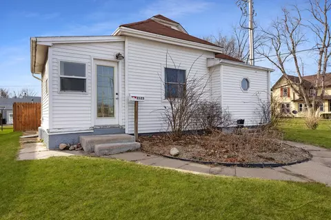 2123 1st Ave, Perry, IA 50220