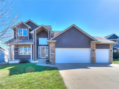5207 SE 31st St, Des Moines, IA 50320