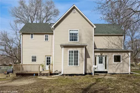 1420 E 12th St, Des Moines, IA 50316