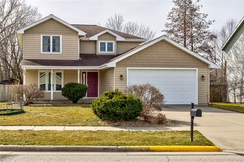 5016 Kansas Dr, Ames, IA 50014