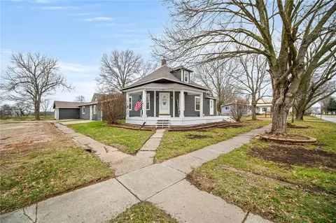 202 Cherry St, Saint Charles, IA 50240
