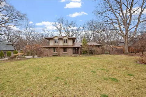 3715 SW 28th St, Des Moines, IA 50321