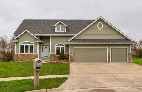 620 Tangelo Cir, Norwalk, IA 50211