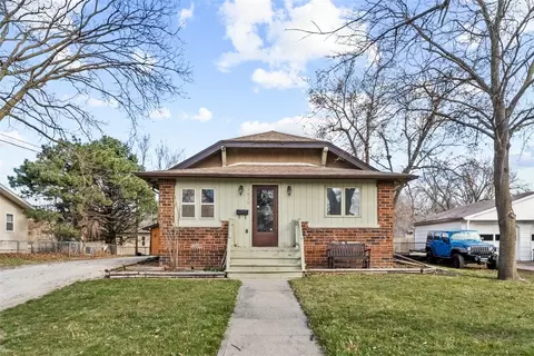 1630 Main St, Adel, IA 50003