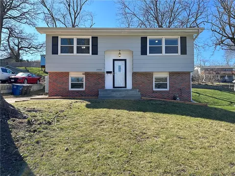 3300 SE 4th St, Des Moines, IA 50315