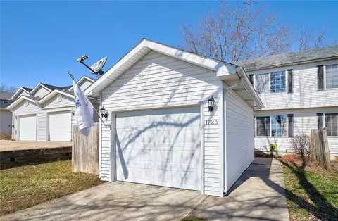 1723 North Ave, Norwalk, IA 50211