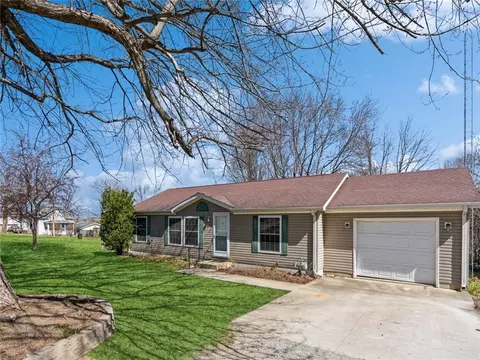 503 Cross St, Lynnville, IA 50153