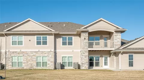 2503 NE Oak Dr #2, Ankeny, IA 50021