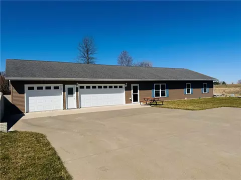 1475 Elm St, Knoxville, IA 50138
