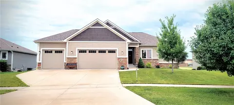 2415 NW Abilene Rd, Ankeny, IA 50023