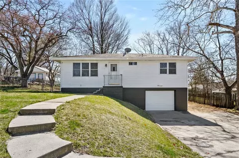 1114 Burnham Ave, Des Moines, IA 50315