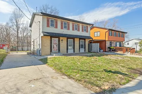 1522 Mccormick St, Des Moines, IA 50316
