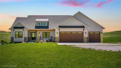 12829 S23 Hwy, Ackworth, IA 50001