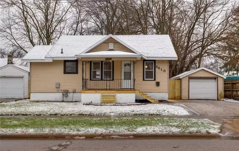 3610 Hickman Rd, Des Moines, IA 50310
