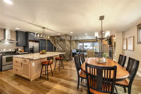 1154 20th St, West Des Moines, IA 50265