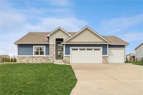 12249 NW 111th Ave, Granger, IA 50109