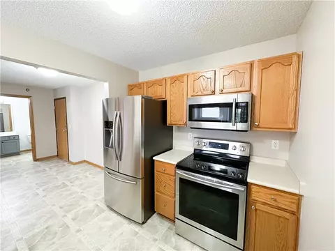 2119 NW 159th St #37, Clive, IA 50325