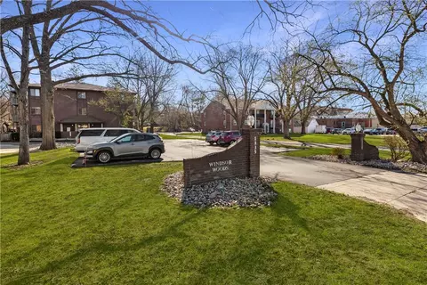1235 66th St #31, Windsor Heights, IA 50324