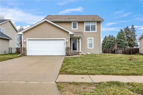 1006 NE 51st St, Ankeny, IA 50021