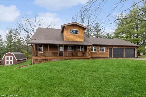 2 Sunset Pl, Adel, IA 50003