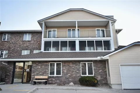 405 SE Delaware Ave #202, Ankeny, IA 50021