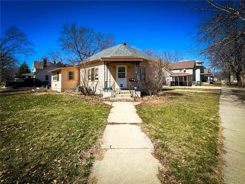 1303 Marshall St, Boone, IA 50036
