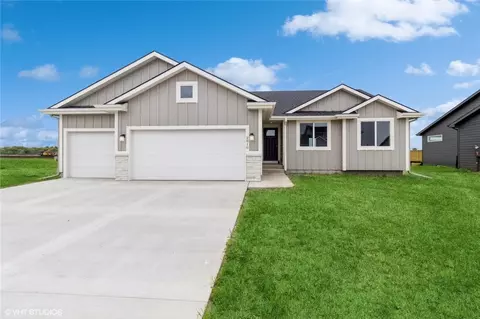 2810 NW Boulder Point Pl, Ankeny, IA 50023
