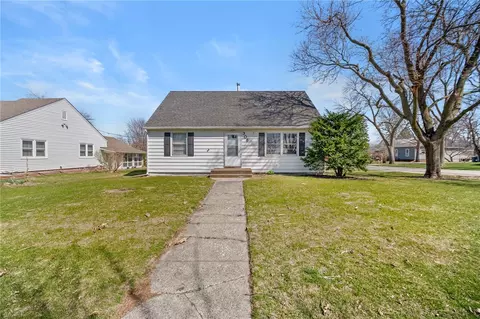 306 Kellogg Ave, Dallas Center, IA 50063