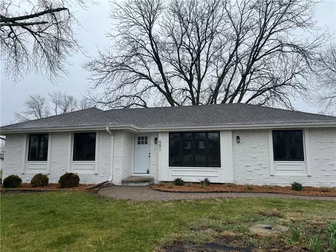 401 NW 9th St, Ankeny, IA 50023