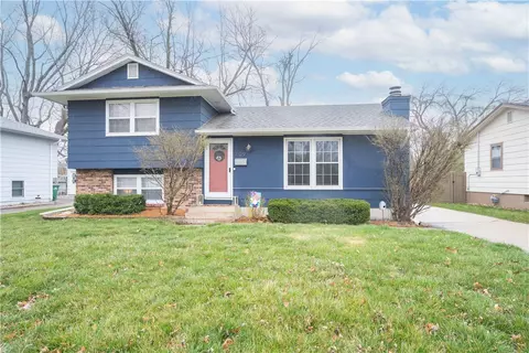 109 NE Grant St, Ankeny, IA 50021